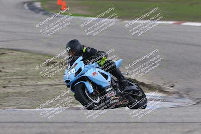 media/Nov-30-2025-TrackDaz (Sun) [[d8b22663df]]/B Group/Session 3 (Off Ramp)/